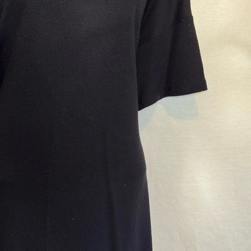 A-130 Donna Karan Sleepwear Black Short Sleeve Pajama Top‎ Size L